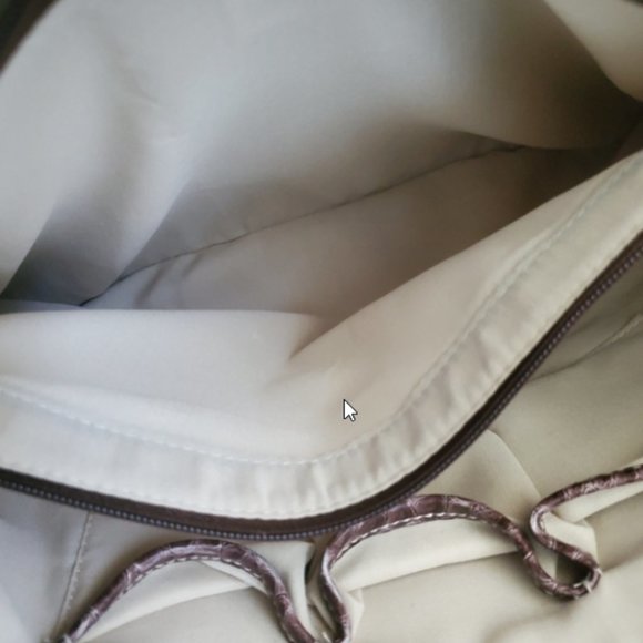 Liz Claiborne handbag/purse, very clean - Picture 9 of 13